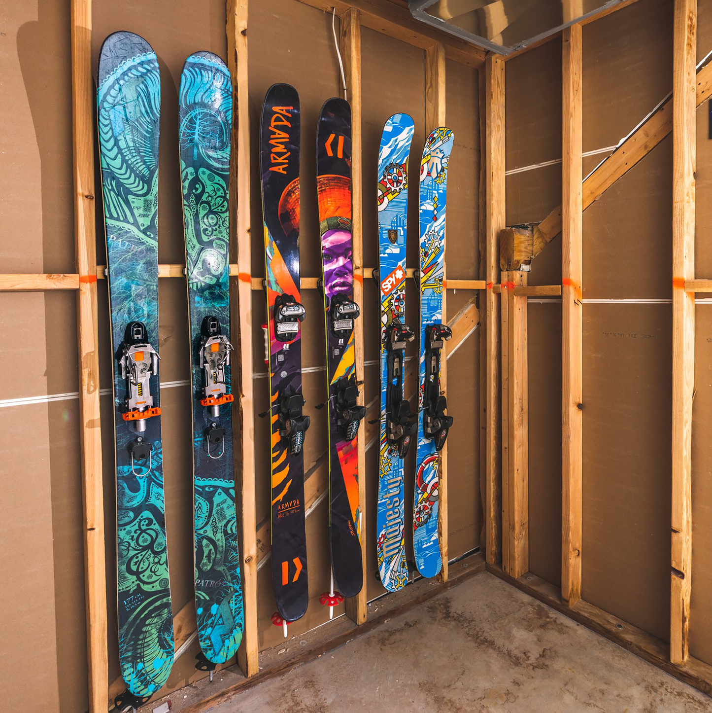 Hover. The Wall Mount Ski