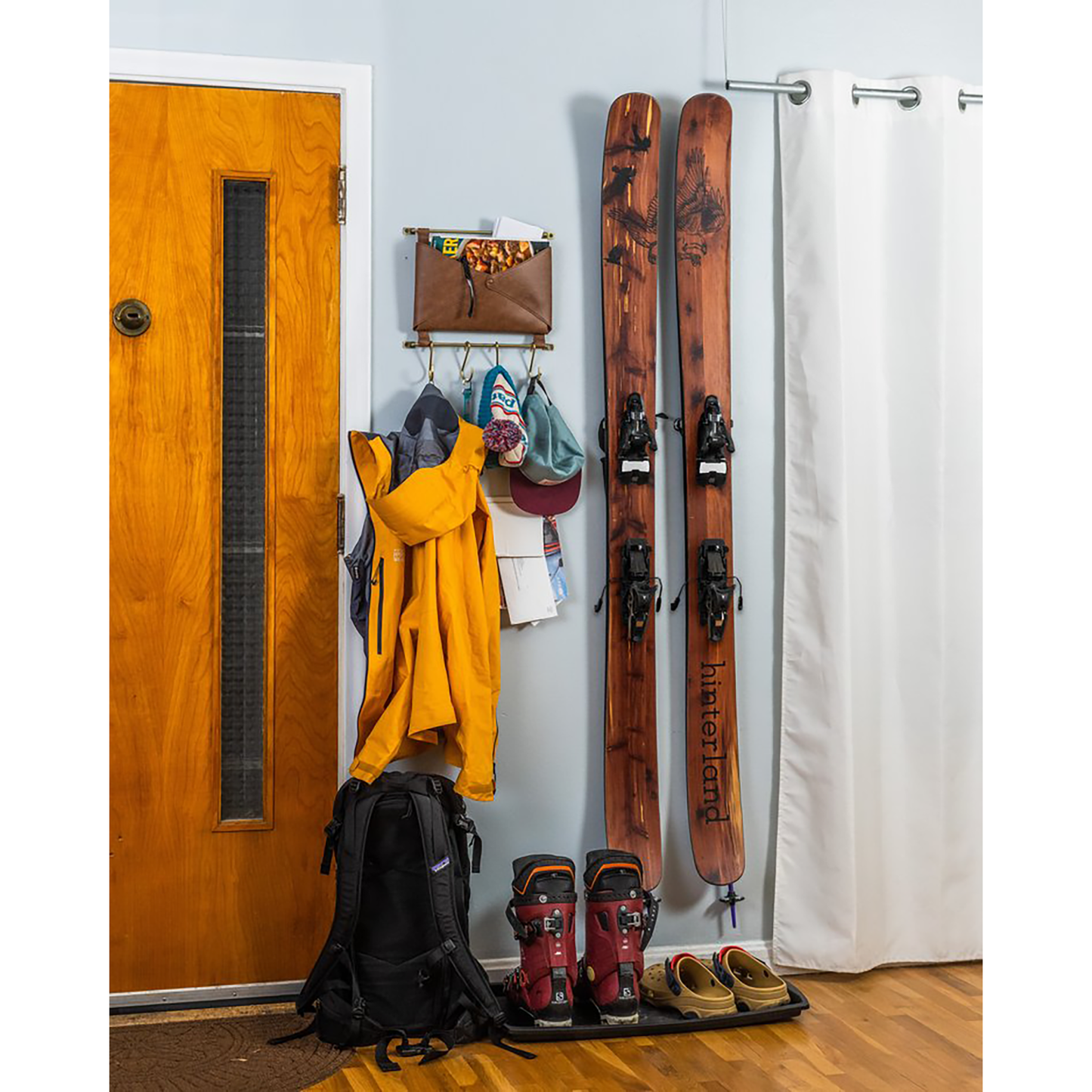 Hover. The Wall Mount Ski