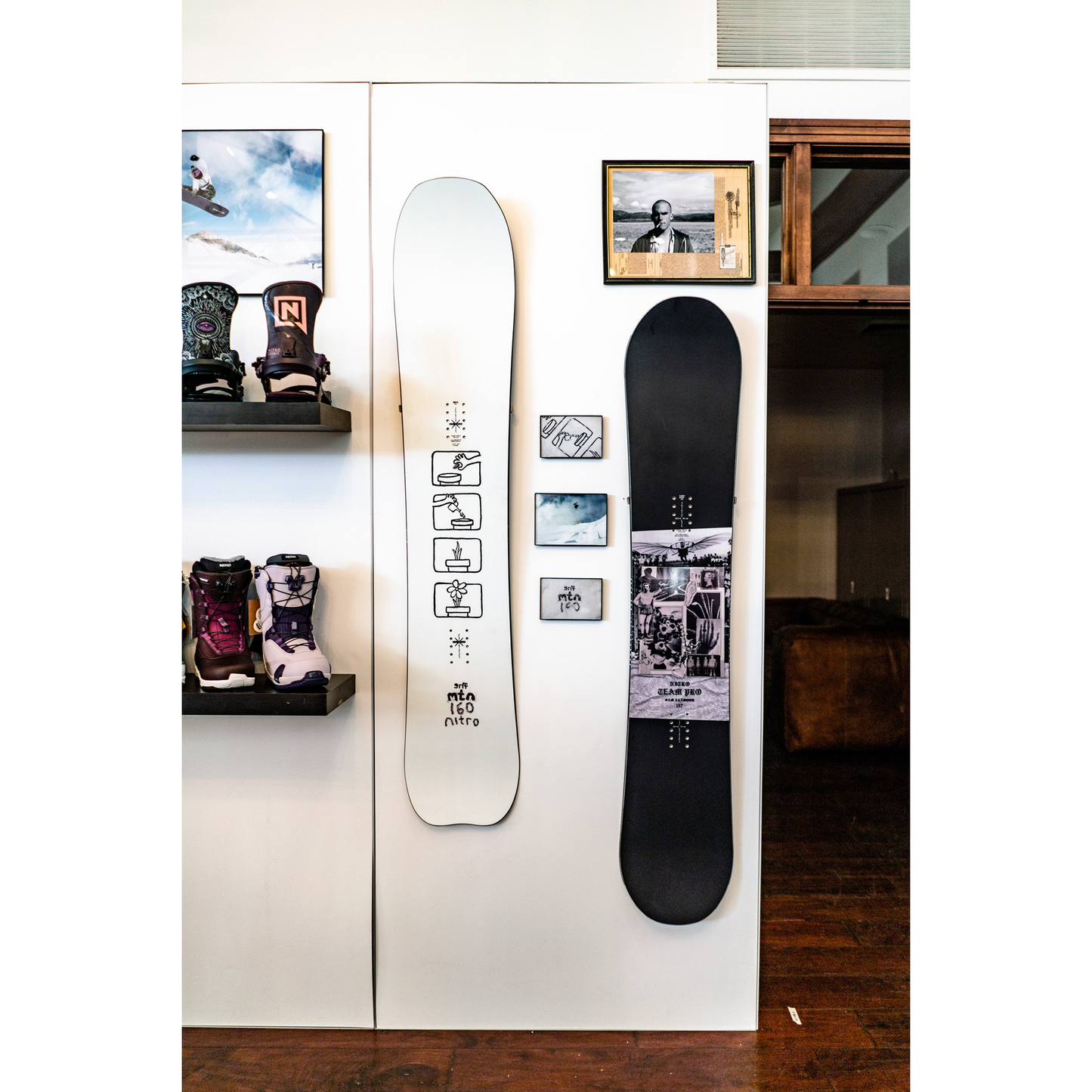 Hover. The Wall Mount Snowboard