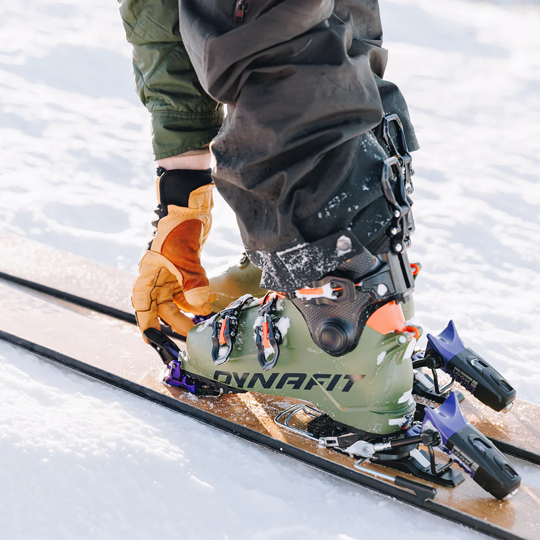 CAST Freetour 2.0 Pivot 2.0 15 Pre Order – Alpine Logic CAST Freetour 2.0 Pivot 2.0 15 Pre Order – Alpine Logic